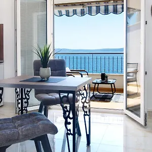  Apartment Sirenis