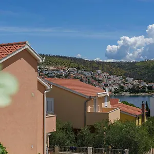 Apartament Cesarica, Trogir