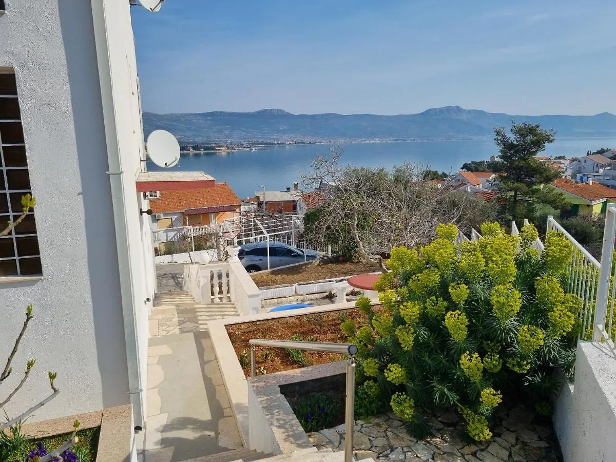 Villa Nena In Central Dalmatia Trogir 0*,